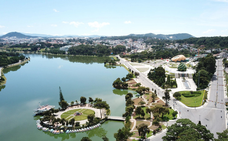 Nhà hàng Thủy Tạ nằm ngay trung tâm TP. Đà Lạt, tỉnh Lâm Đồng