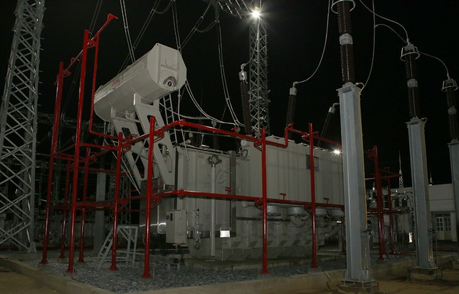 Trạm biến áp 220kV Nghĩa Lộ đã cơ bản hoàn thành và đang thực hiện thí nghiệm hiệu chỉnh thiết bị