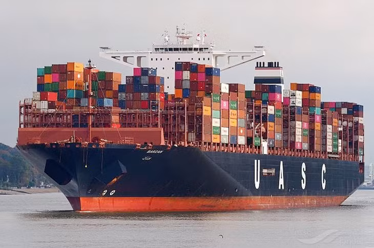 14 thuyền viên đã được tàu Barzan đi ngang qua cứu vớt thành công