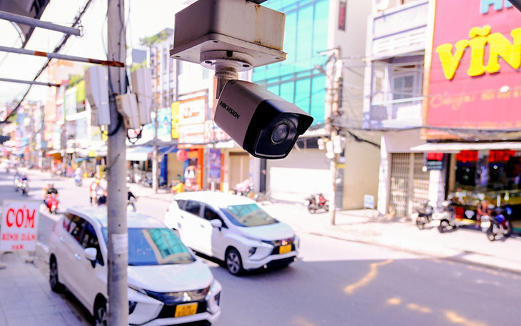Một camera do người dân lắp đặt trên đường Hùng Vương, quận Thanh Khê