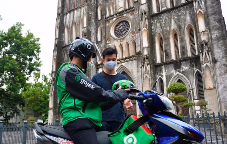 Tăng thuế với tiền thưởng của tài xế xe công nghệ từ ngày 1/8