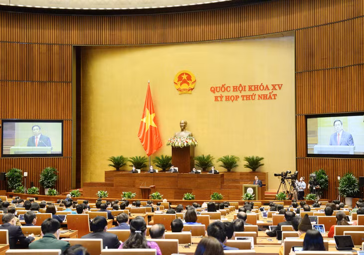 Quốc hội nghe Thủ tướng Chính phủ Phạm Minh Chính trình Quốc hội cơ cấu số lượng thành viên Chính phủ