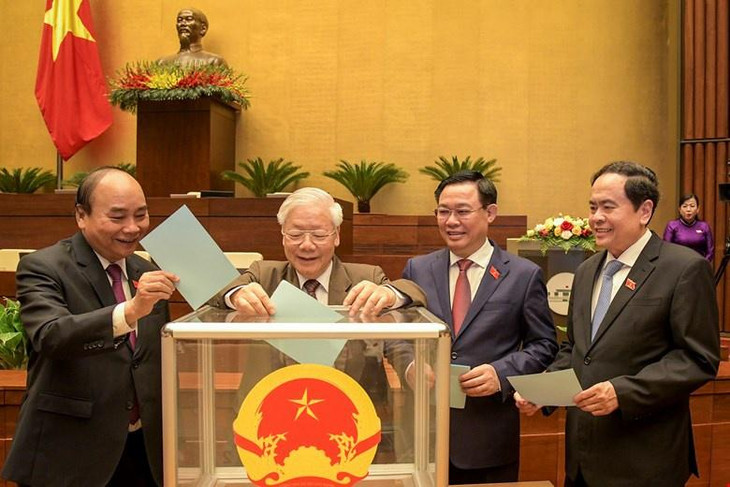 Các chức danh Chủ tịch Quốc hội, Phó chủ tịch Quốc hội và Ủy viên Ủy ban Thường vụ Quốc hội được bầu ngay trong ngày làm việc đầu tiên của kỳ họp thứ nhất, Quốc hội khóa XV