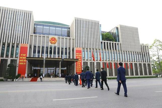 Đúng 8h ngày 20/7/2021, tại Nhà Quốc hội, Thủ đô Hà Nội , diễn ra phiên khai mạc Kỳ họp thứ nhất , Quốc hội khóa XV.