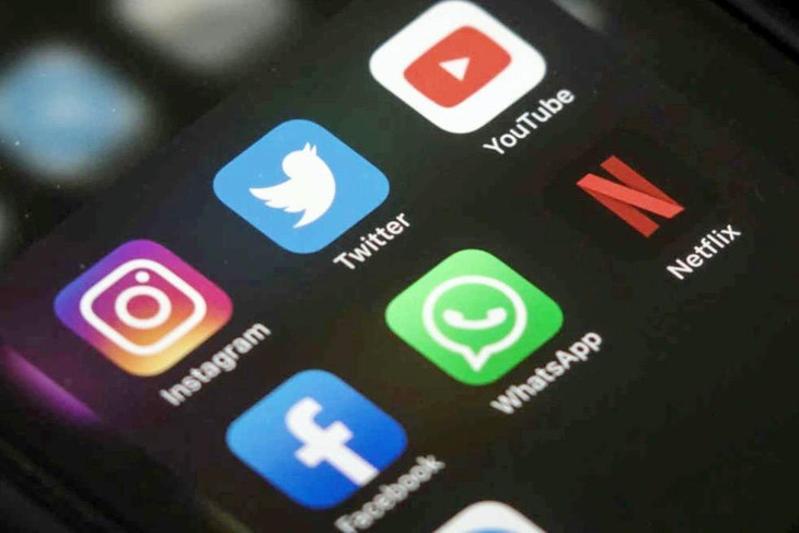 Siết hoạt động quảng cáo trên Youtube, Facebook tại Việt Nam