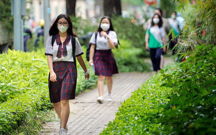 Thí sinh TP.HCM dự thi tốt nghiệp THPT đợt 1