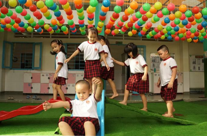 Trẻ đi học tại trường Mầm non Hoa Phượng Đỏ, quận Gò Vấp, TP.HCM trước khi có dịch bệnh