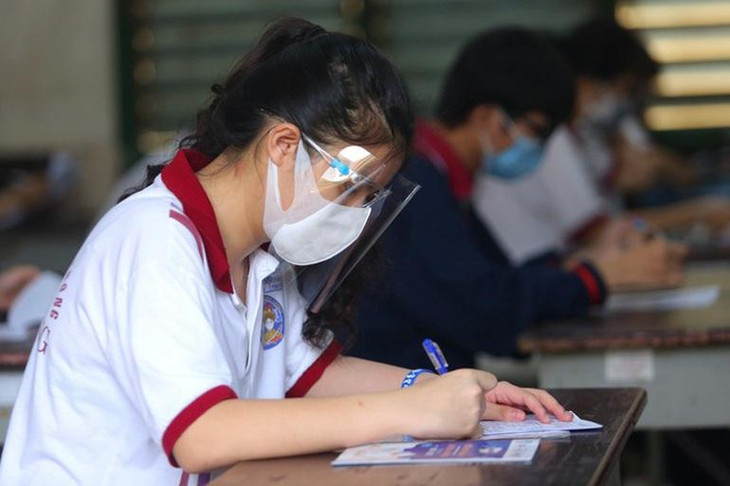 Bộ Giáo dục và Đào tạo sẽ hướng dẫn các địa phương cho học sinh từ 12 tuổi trở lên đi học trực tiếp sớm nhất có thể Bộ Giáo dục và Đào tạo sẽ hướng dẫn các địa phương cho học sinh từ 12 tuổi trở lên đi học trực tiếp sớm nhất có thể