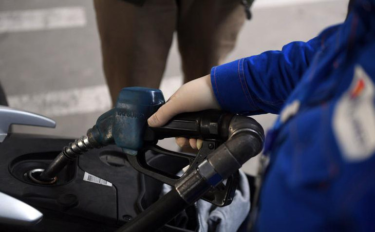 Chiều 11/1, mỗi lít xăng E5 RON 92 tăng 600 đồng, RON 95 tăng 580 đồng