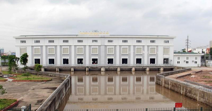 Với mục tiêu đảm bảo tiêu chống úng cho địa bàn các quận, huyện Hà Đông, Hoài Đức và Đại lộ Thăng Long… năm 2013 UBND thành phố Hà Nội ký quyết định để Sở NN&amp;PTNT thực hiện dự án Cải thiện hệ thống tiêu nước khu vực phía Tây thành phố, trong đó có trạm bơm tiêu Yên Nghĩa - bơm nước ngập từ sông Nhuệ ra sông Đáy. Dự án có tổng mức đầu tư hơn 5.700 tỷ đồng và trạm bơm Yên Nghĩa với công suất 120m3/s đã hoàn thành từ năm 2020.