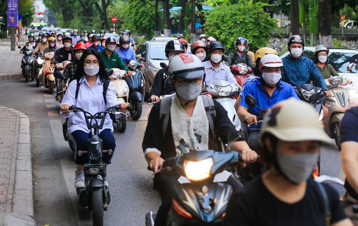 Đường Kim Mã (quận Ba Đình) hay xảy ra tình trạng ùn tắc giao thông vào giờ cao điểm, do đây cũng là một trong những đoạn đường chính dẫn vào trung tâm thành phố Hà Nội.