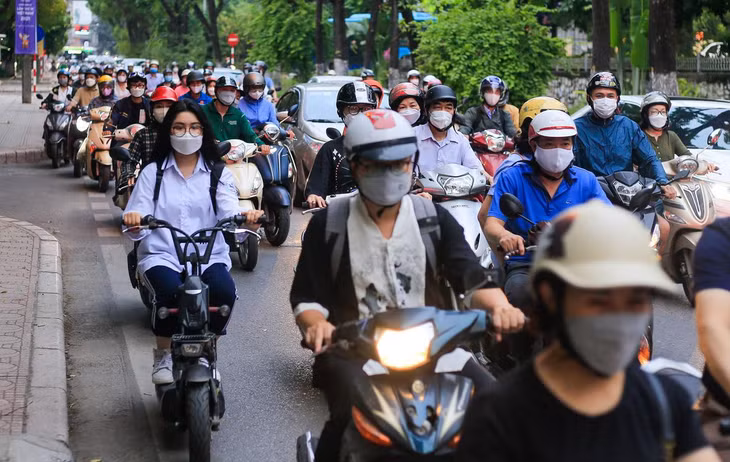 Đường Kim Mã (quận Ba Đình) hay xảy ra tình trạng ùn tắc giao thông vào giờ cao điểm, do đây cũng là một trong những đoạn đường chính dẫn vào trung tâm thành phố Hà Nội.