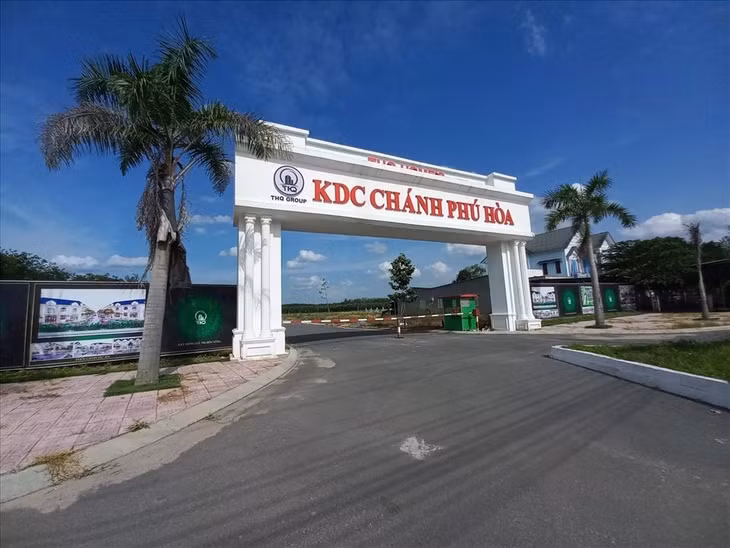 Dự án này đã gây xôn xao dư luận trong hơn 2 năm qua. Nhiều người lao động nhập cư vì cả tin giao dịch phải dự án khiến mơ an cư lạc nghiệp tiếp tục gặp trắc trở.