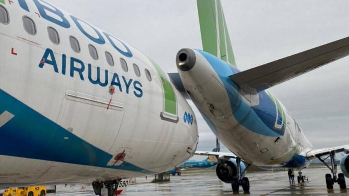 Xe kéo đẩy máy bay VN-A222 ra khỏi vị trí đỗ để khởi hành ra đường băng đã thao tác chưa chuẩn, khiến máy bay VN-A222 va quệt nhẹ với máy bay VN-A590 đang đỗ