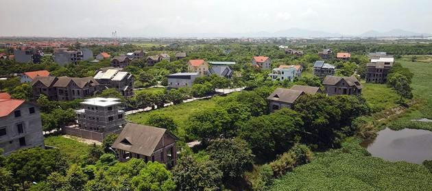 Hà Nội sẽ tổ chức phiên đấu giá 26 thửa đất tại khu nhà ở để bán Quang Minh-Vinaconex 2, thị trấn Quang Minh, huyện Mê Linh vào ngày 15/11 tới đây với giá khởi điểm thấp nhất là hơn 13,4 triệu đồng/m2.