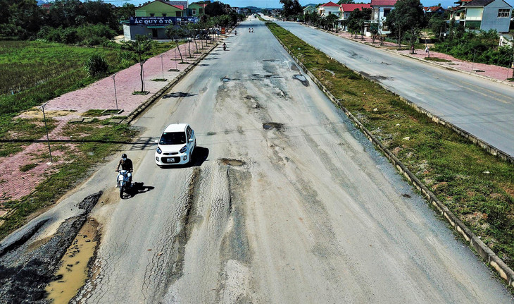 Tháng 10/2009, dự án tuyến đường trục chính thuộc hệ thống hạ tầng giao thông khu đô thị mới Thái Hòa (tỉnh Nghệ An) được khởi công xây dựng với tổng chi phí gần 300 tỷ đồng.