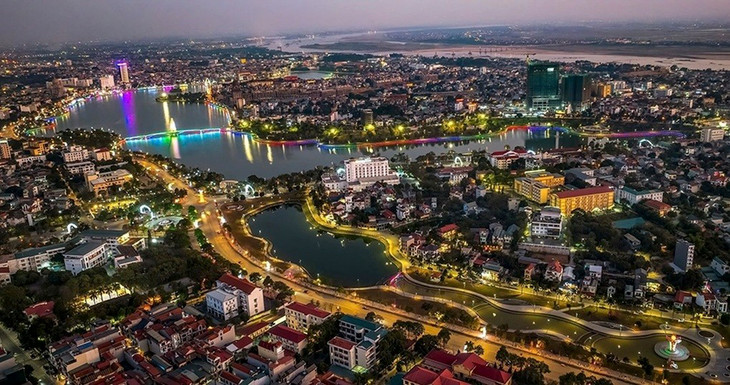 TP. Việt Trì hiện được lựa chọn làm nơi đặt trung tâm hành chính - chính trị của tỉnh Phú Thọ mới