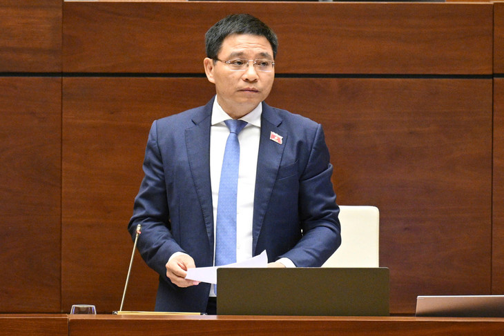 Bộ trưởng Bộ Tài chính Nguyễn Văn Thắng phát biểu giải trình Bộ trưởng Bộ Tài chính Nguyễn Văn Thắng phát biểu giải trình