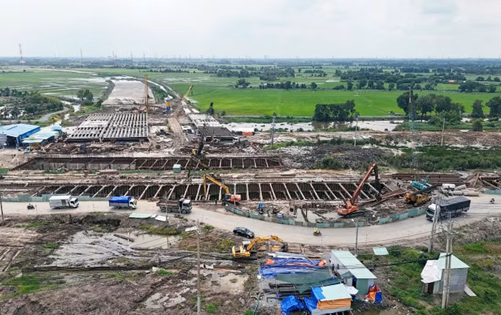 Công trường Vành đai 3 đoạn qua huyện Củ Chi