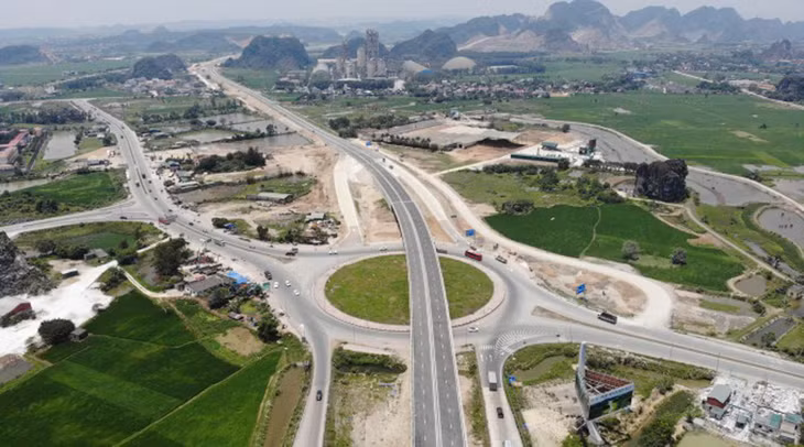 Cao tốc Mai Sơn - Quốc lộ 45 qua tỉnh Ninh Bình có 4 làn xe hạn chế