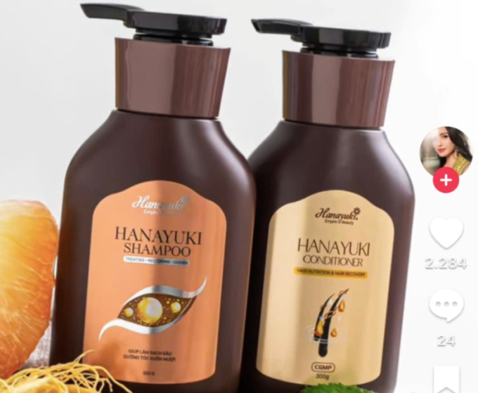 Cặp dầu gội, dầu xả Hanayuki được Đoàn Di Băng quảng cáo