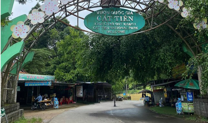 Cổng vào Vườn quốc gia Cát Tiên Cổng vào Vườn quốc gia Cát Tiên