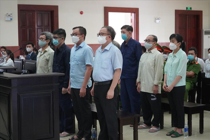 Các bị cáo tại phiên tòa phúc thẩm sáng nay 5/5