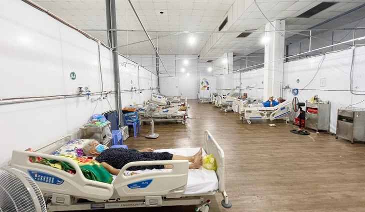 Tầng 3 của Bệnh viện dã chiến đa tầng Tân Bình sẽ tạm ngưng