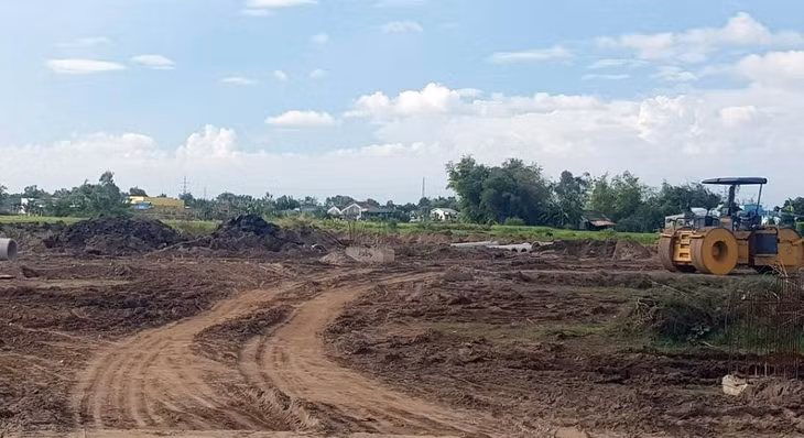 Chủ tịch các địa phương chịu trách nhiệm trước UBND tỉnh nếu để xảy ra tình trạng san lấp mặt bằng phân lô, bán nền không đúng quy định.