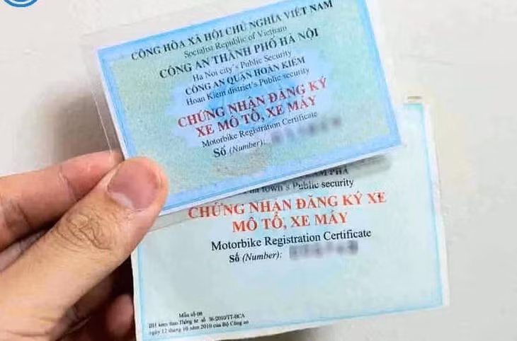 Giấy đăng ký xe mô tô, xe máy. Ảnh minh họa.