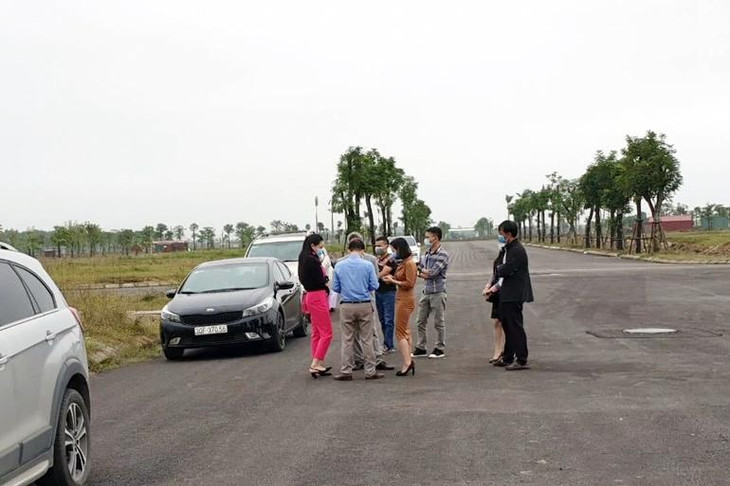 Nhóm nhà đầu tư xem dự án khu đô thị mới Thanh Lâm - Đại Thịnh 2 Nhóm nhà đầu tư xem dự án khu đô thị mới Thanh Lâm - Đại Thịnh 2