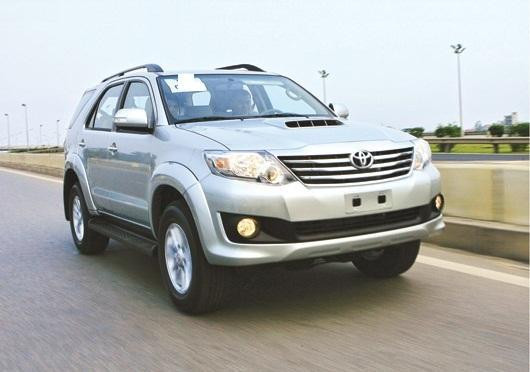 Toyota Fortuner 2013