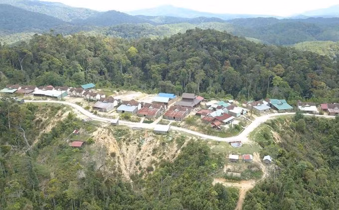 Người dân xã Đăk Tăng, huyện Kon Plông thường xuyên hứng chịu động đất.