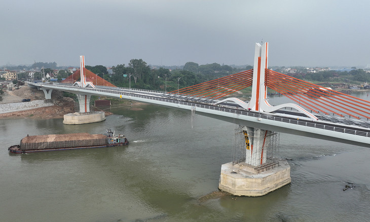 Dự án Xây dựng cầu Vĩnh Phú bắc qua sông Lô kết nối tỉnh Vĩnh Phúc và Phú Thọ