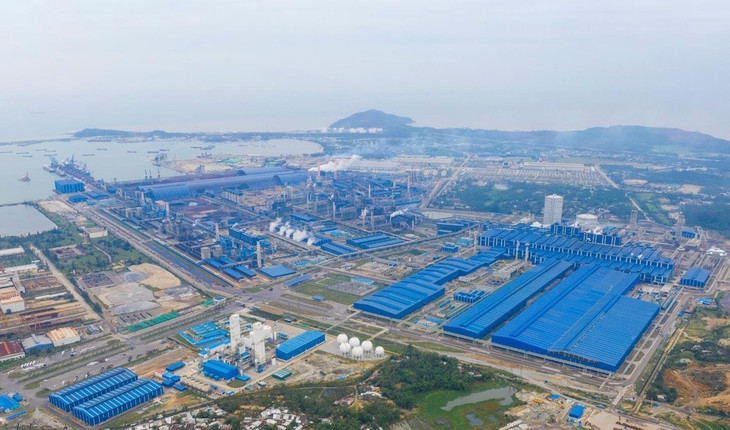 Toàn cảnh Khu liên hợp sản xuất gang thép Hòa Phát Dung Quất