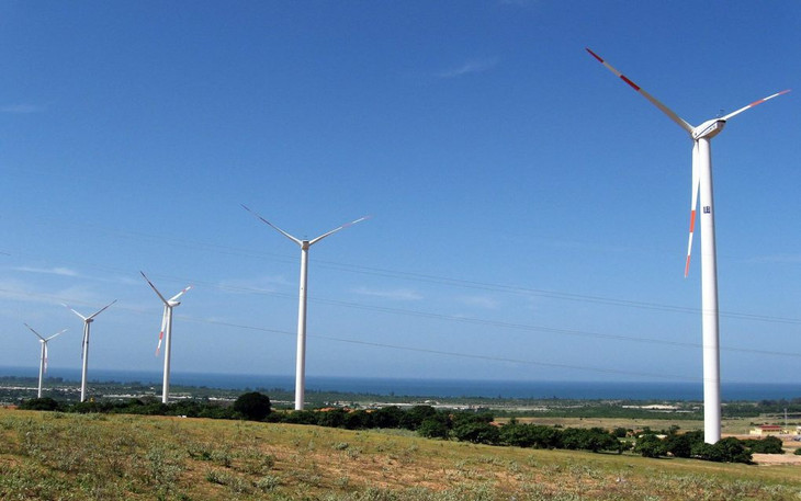 Cánh đồng tuabin gió của Nhà máy Phong điện 1 - Bình Thuận Cánh đồng tuabin gió của Nhà máy Phong điện 1 - Bình Thuận