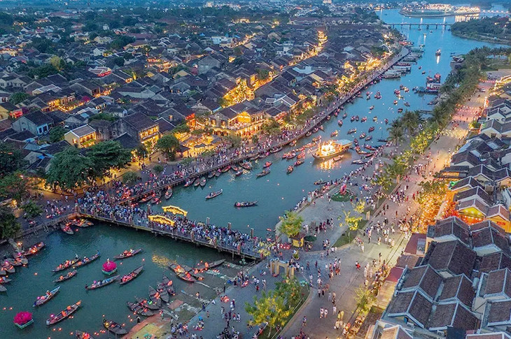 Hội An được công nhận là &quot;Điểm đến thành phố văn hóa hàng đầu châu Á năm 2024&quot;.