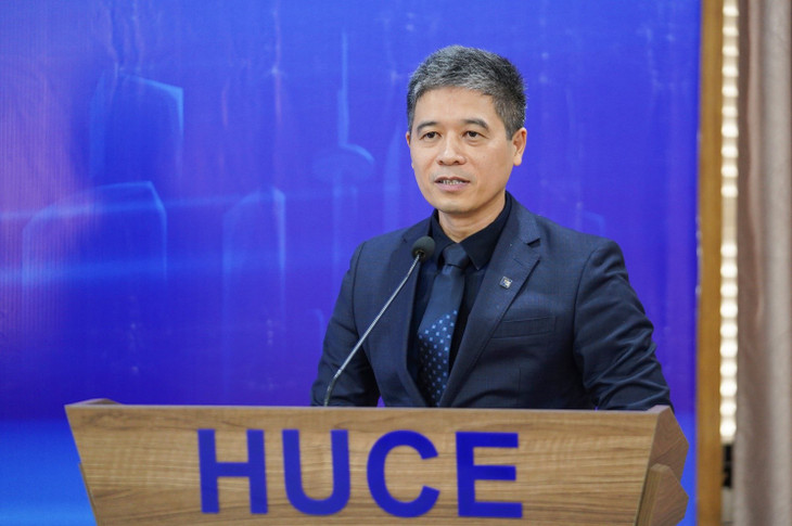 PGS. TS. Hoàng Tùng – Hiệu trưởng Trường Đại học Xây dựng cho biết giáo trình của khóa học được thiết kế hiện đại, tích hợp chặt chẽ giữa lý thuyết và thực hành