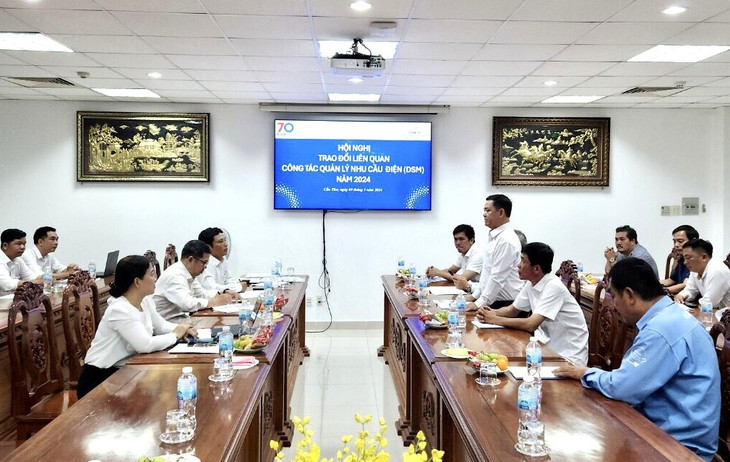 Công ty Điện lực TP Cần Thơ tổ chức hội nghị trao đổi công tác quản lý nhu cầu điện với khách hàng có mức tiêu thụ điện lớn trên địa bàn. Công ty Điện lực TP Cần Thơ tổ chức hội nghị trao đổi công tác quản lý nhu cầu điện với khách hàng có mức tiêu thụ điện lớn trên địa bàn.