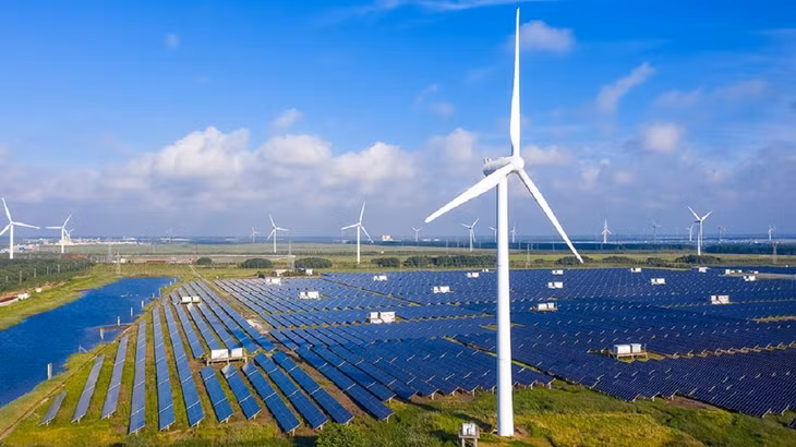 Hệ thống có thêm gần 1.000 MW từ dự án điện tái tạo chuyển tiếp. Ảnh minh họa