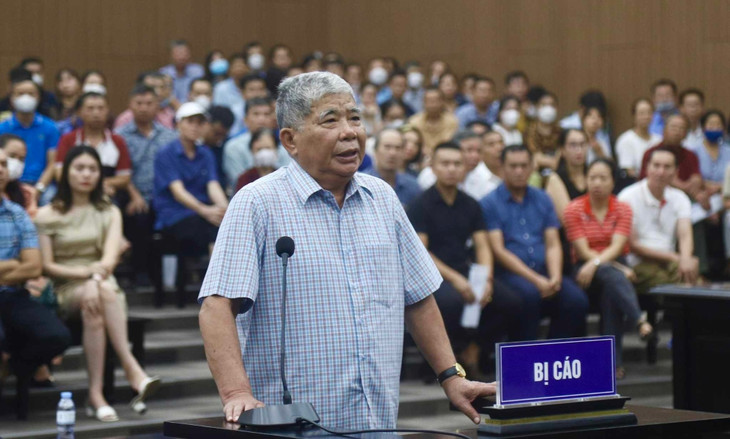 Ông Lê Thanh Thản tại phiên tòa
