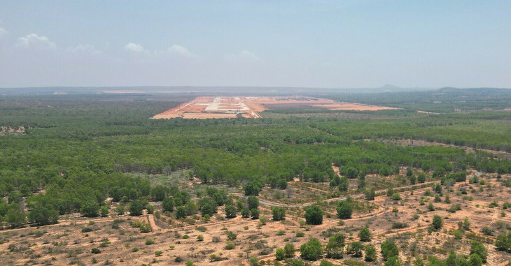 Hướng dự án đường nhựa được đầu tư nối vào sân bay Phan Thiết Hướng dự án đường nhựa được đầu tư nối vào sân bay Phan Thiết