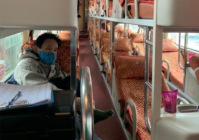 Do Covid-19, xe liên tỉnh đi Nghệ An từ bến xe Nước Ngầm chỉ có một hành khách