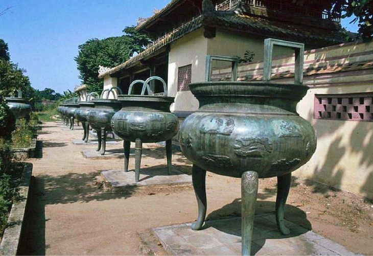 Bảo vật cửu đỉnh đã tồn tại gần 200 năm qua