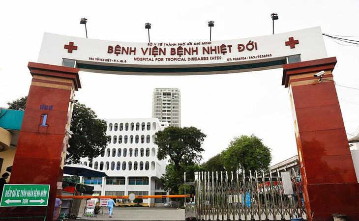 Bệnh viện Bệnh nhiệt đới TP.HCM ghi nhận 3 nhân viên nghi mắc Covid-19