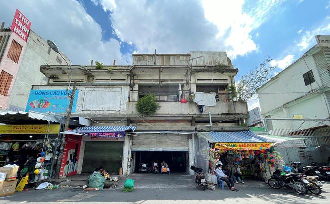 Dự án chung cư thương mại số 38 Kim Biên và 88 Gò Công do Công ty cổ phần Phát triển Địa ốc Sài Gòn 5 làm chủ đầu tư. Hiện tại, khu nhà 38 Kim Biên được làm kho hàng, buôn bán. Dự án chung cư thương mại số 38 Kim Biên và 88 Gò Công do Công ty cổ phần Phát triển Địa ốc Sài Gòn 5 làm chủ đầu tư. Hiện tại, khu nhà 38 Kim Biên được làm kho hàng, buôn bán.