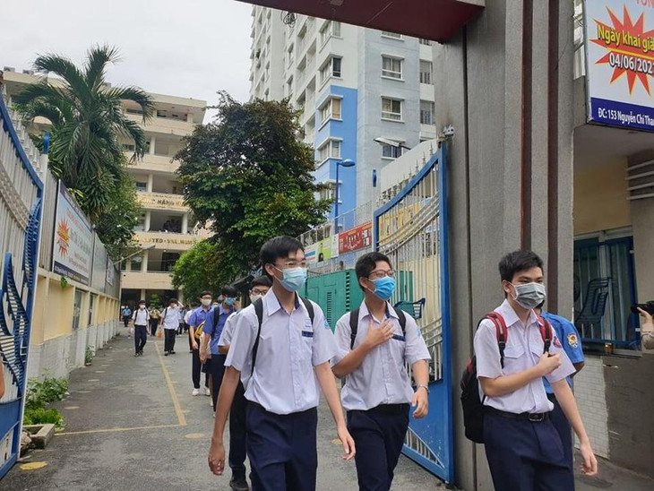 TP.HCM chưa thể chốt lịch thi lớp 10 vì giãn cách xã hội thêm hai tuần