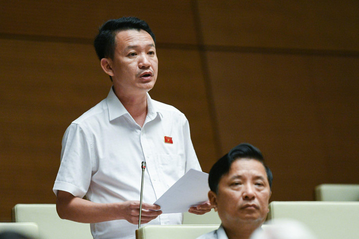 Đại biểu Trần Quang Minh (Quảng Bình) đề nghị bổ sung khái niệm giá trị phi thị trường vào Dự thảo Luật Giá (sửa đổi) Đại biểu Trần Quang Minh (Quảng Bình) đề nghị bổ sung khái niệm giá trị phi thị trường vào Dự thảo Luật Giá (sửa đổi)