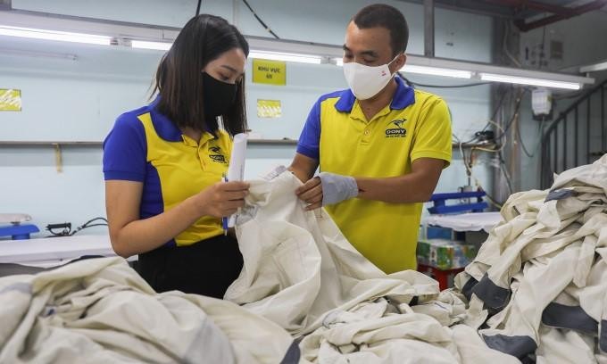 Lao động thiếu việc làm chủ yếu trong doanh nghiệp dệt may, da giày, chế biến gỗ