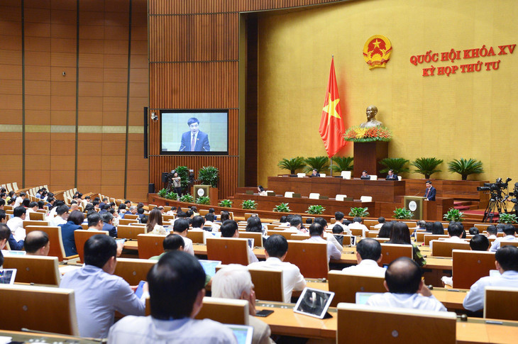 Tổng Thư ký Quốc hội, Chủ nhiệm Văn phòng Quốc hội Bùi Văn Cường cho biết, việc ban hành Nghị quyết thí điểm chính sách đặc thù đối với thành phố Buôn Ma Thuột là để thực hiện chủ trương, định hướng phát triển Thành phố theo đúng Kết luận số 67 của Bộ Chính trị